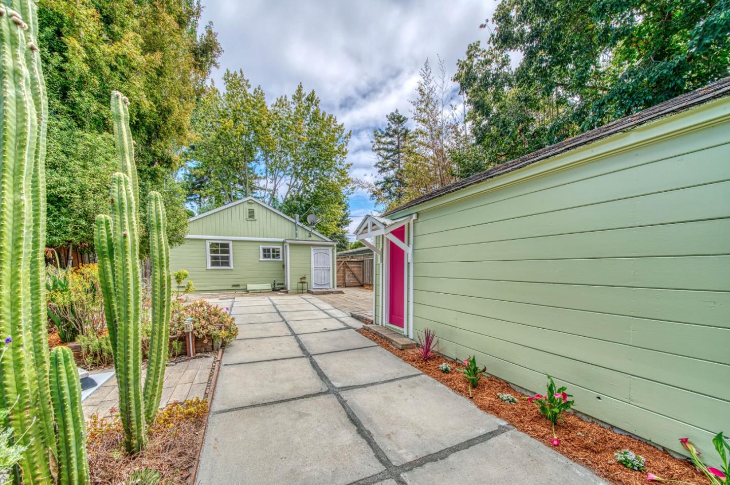 Detail Gallery Image 27 of 37 For 1749 43rd Ave, Capitola,  CA 95010 - 2 Beds | 1 Baths