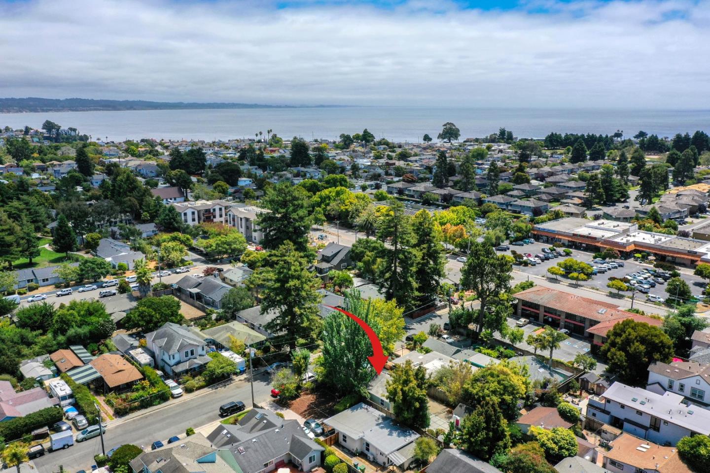 Detail Gallery Image 32 of 37 For 1749 43rd Ave, Capitola,  CA 95010 - 2 Beds | 1 Baths