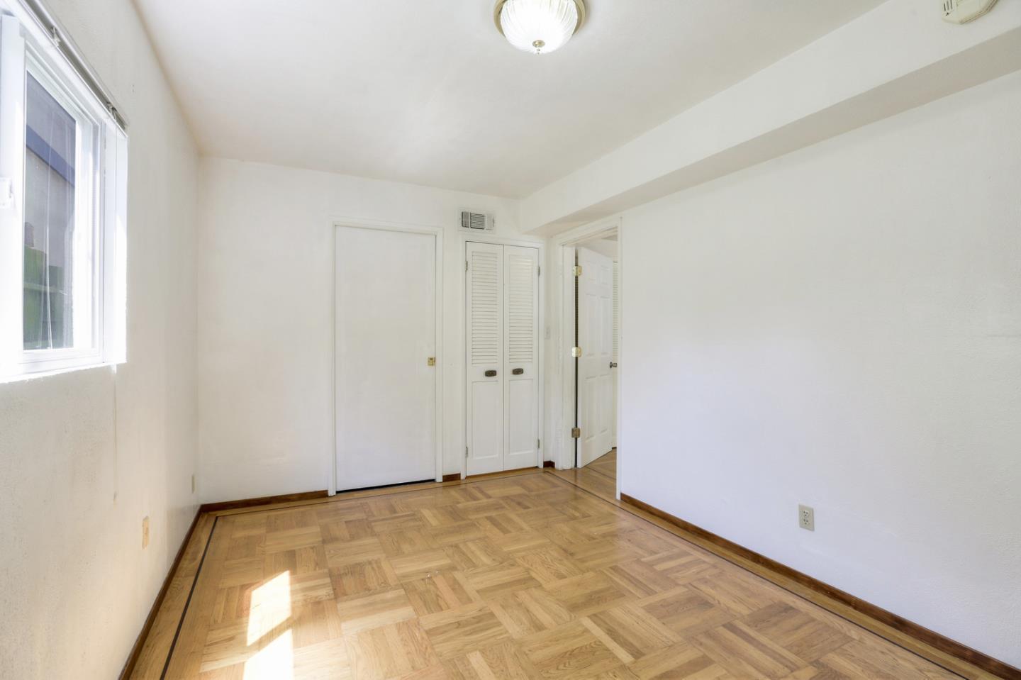 Detail Gallery Image 4 of 6 For 21 Wembley Dr, Daly City,  CA 94015 - 1 Beds | 1 Baths