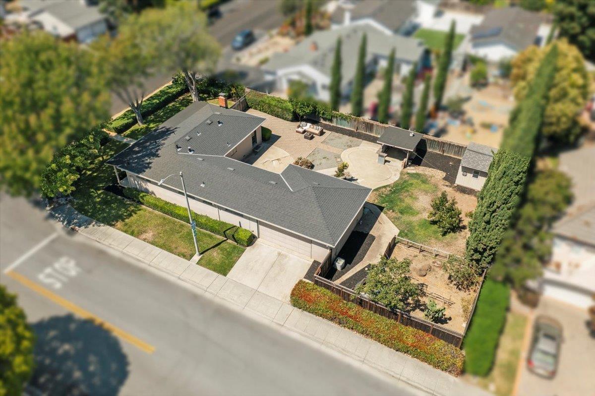 Detail Gallery Image 32 of 32 For 543 Crawford Dr, Sunnyvale,  CA 94087 - 3 Beds | 1/1 Baths