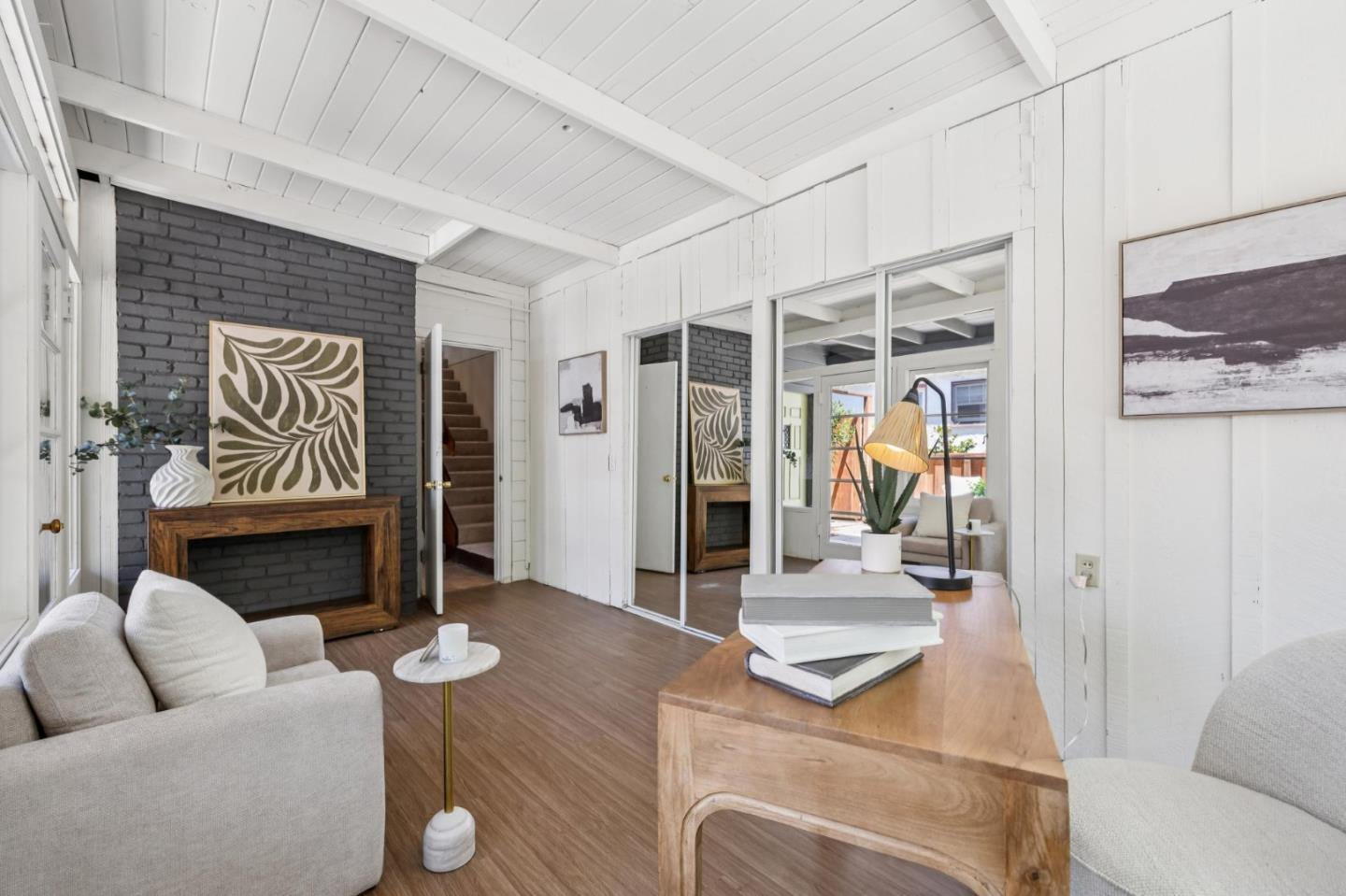 Detail Gallery Image 21 of 55 For 2091 Harvard St, Palo Alto,  CA 94306 - 3 Beds | 2 Baths