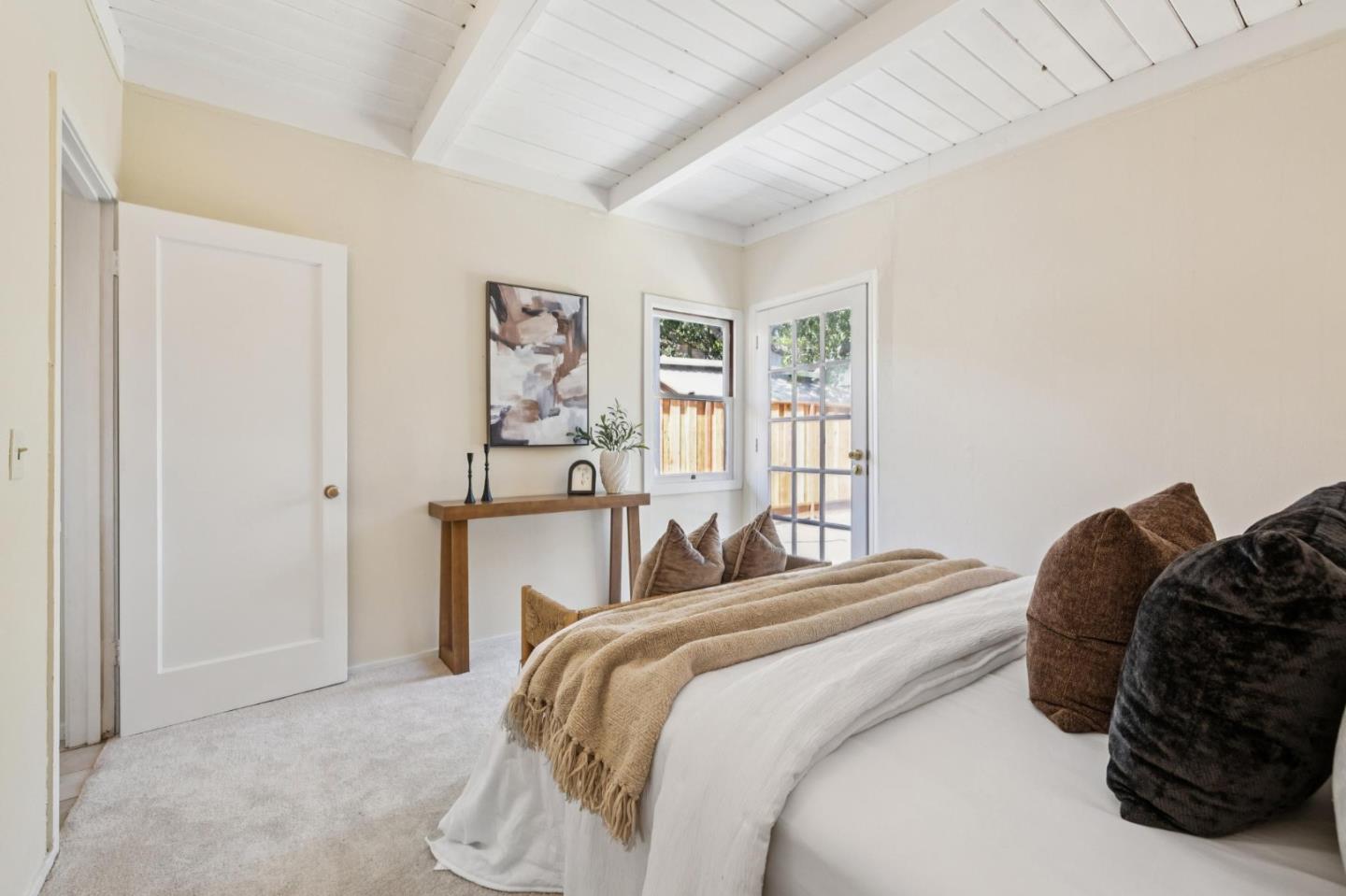 Detail Gallery Image 25 of 55 For 2091 Harvard St, Palo Alto,  CA 94306 - 3 Beds | 2 Baths