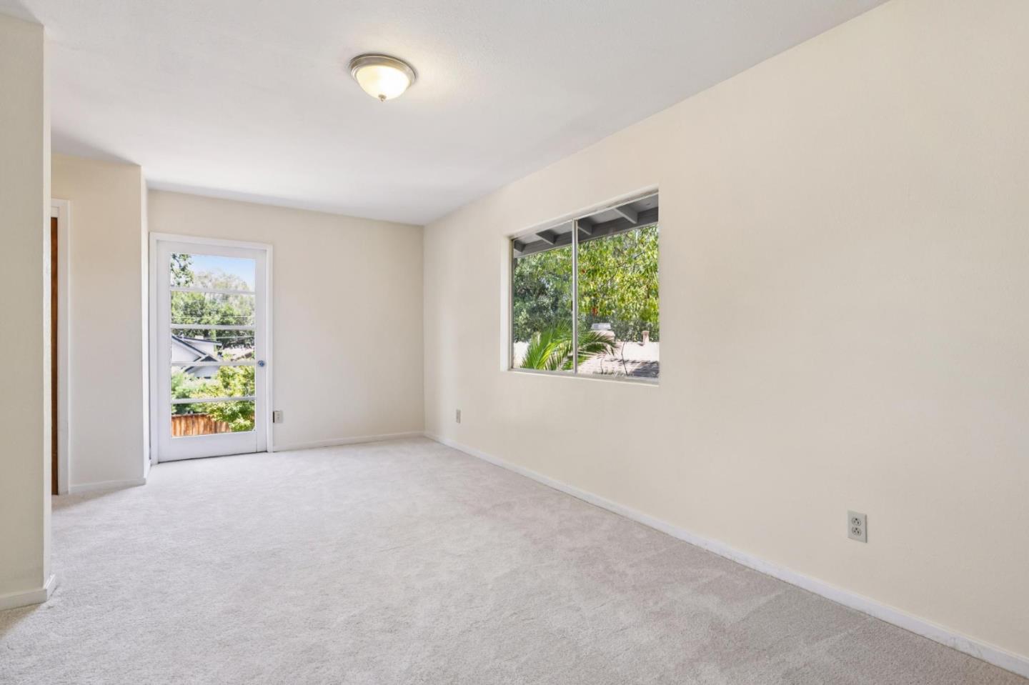 Detail Gallery Image 37 of 55 For 2091 Harvard St, Palo Alto,  CA 94306 - 3 Beds | 2 Baths