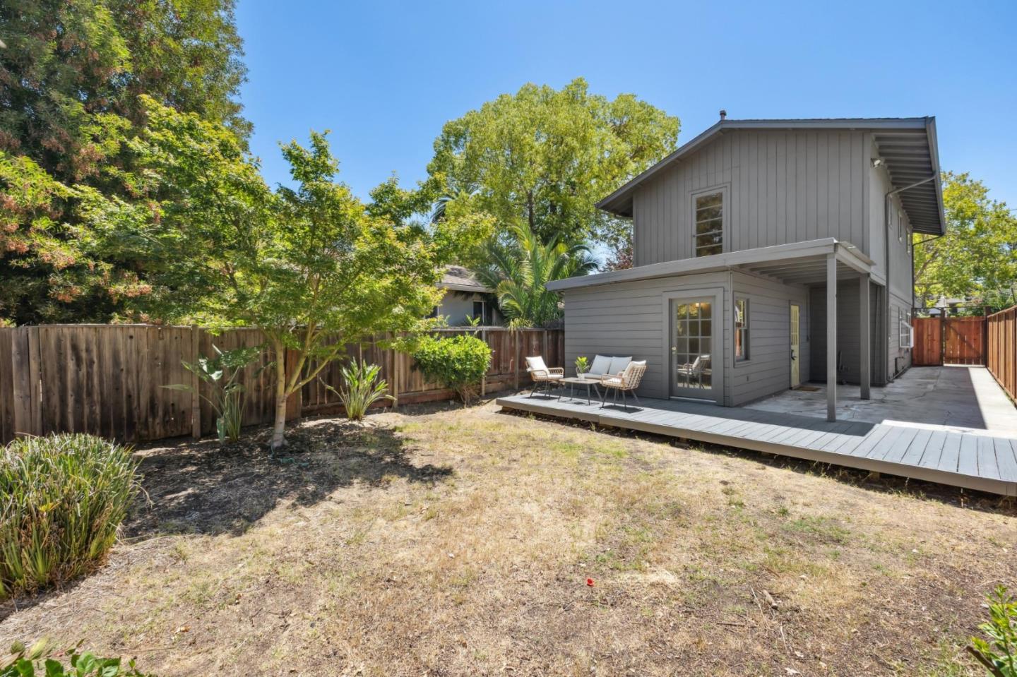 Detail Gallery Image 49 of 55 For 2091 Harvard St, Palo Alto,  CA 94306 - 3 Beds | 2 Baths