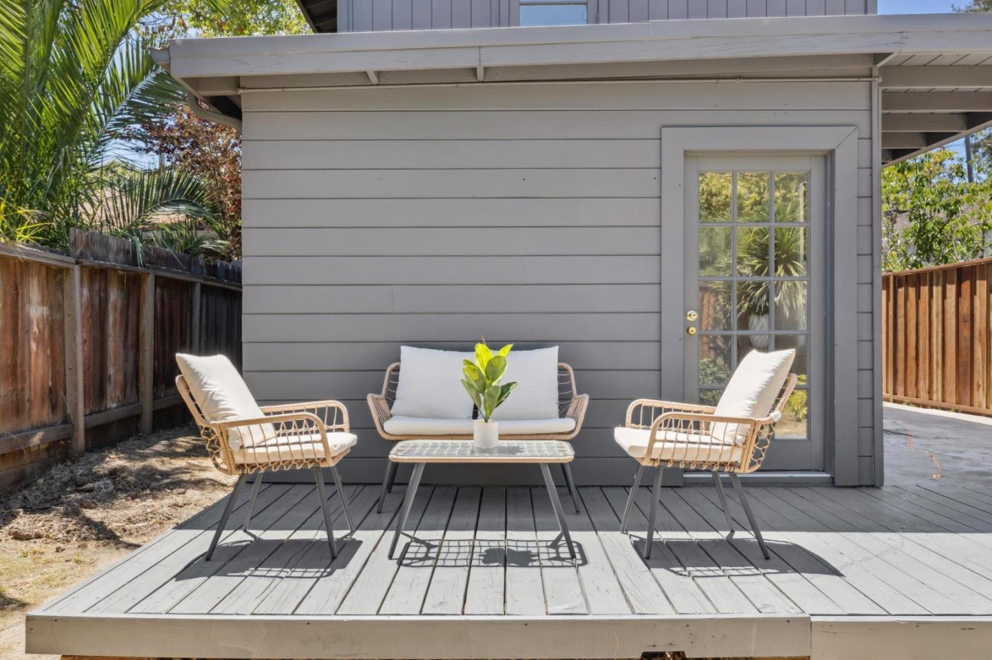 Detail Gallery Image 50 of 55 For 2091 Harvard St, Palo Alto,  CA 94306 - 3 Beds | 2 Baths