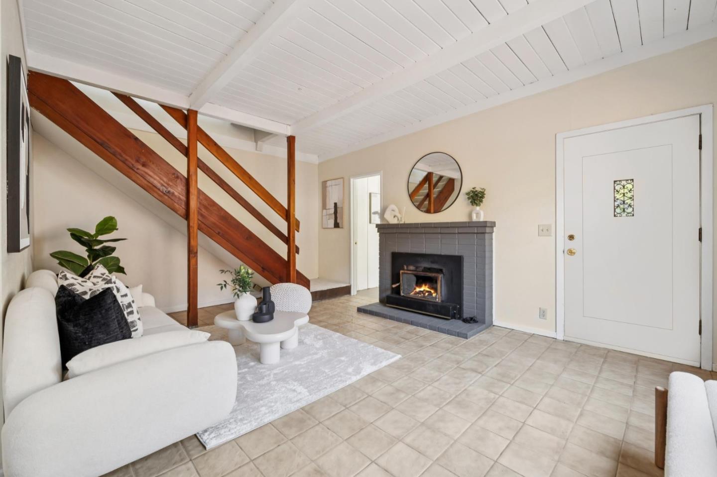Detail Gallery Image 8 of 55 For 2091 Harvard St, Palo Alto,  CA 94306 - 3 Beds | 2 Baths