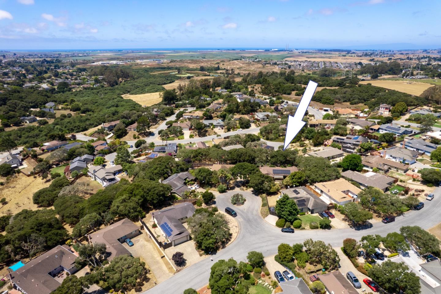 Detail Gallery Image 25 of 26 For 14892 Blue Oak Pl, Salinas,  CA 93907 - 4 Beds | 2/1 Baths