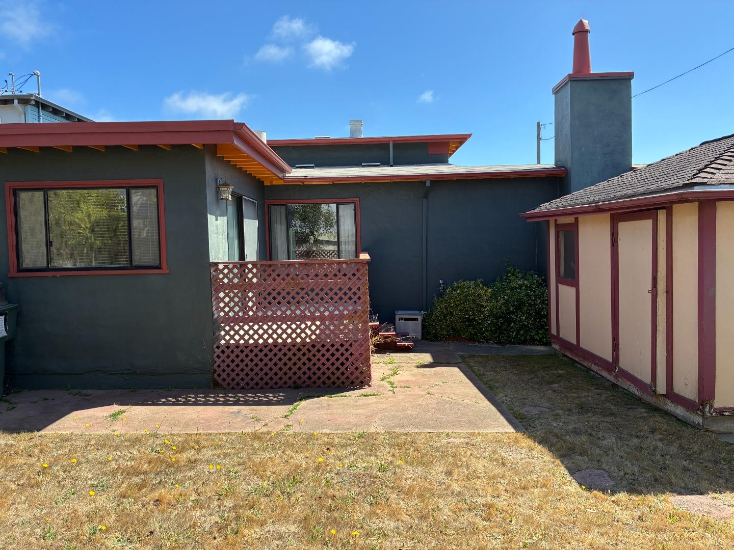 Detail Gallery Image 10 of 11 For 400 Zamora Dr, South San Francisco,  CA 94080 - 3 Beds | 1/1 Baths