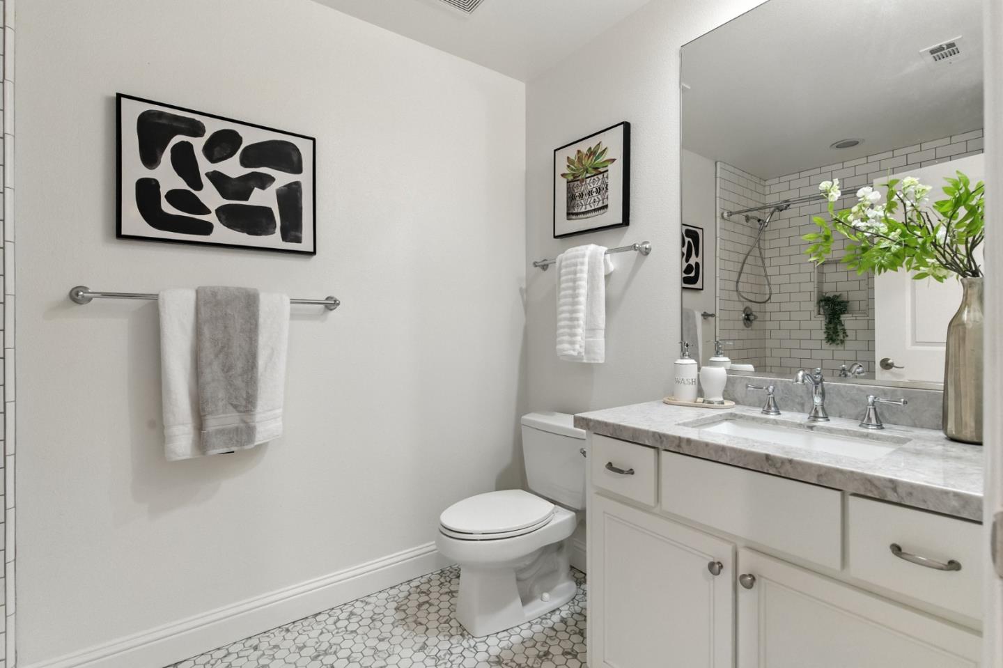 Detail Gallery Image 25 of 39 For 633 Elm St #117,  San Carlos,  CA 94070 - 2 Beds | 2 Baths