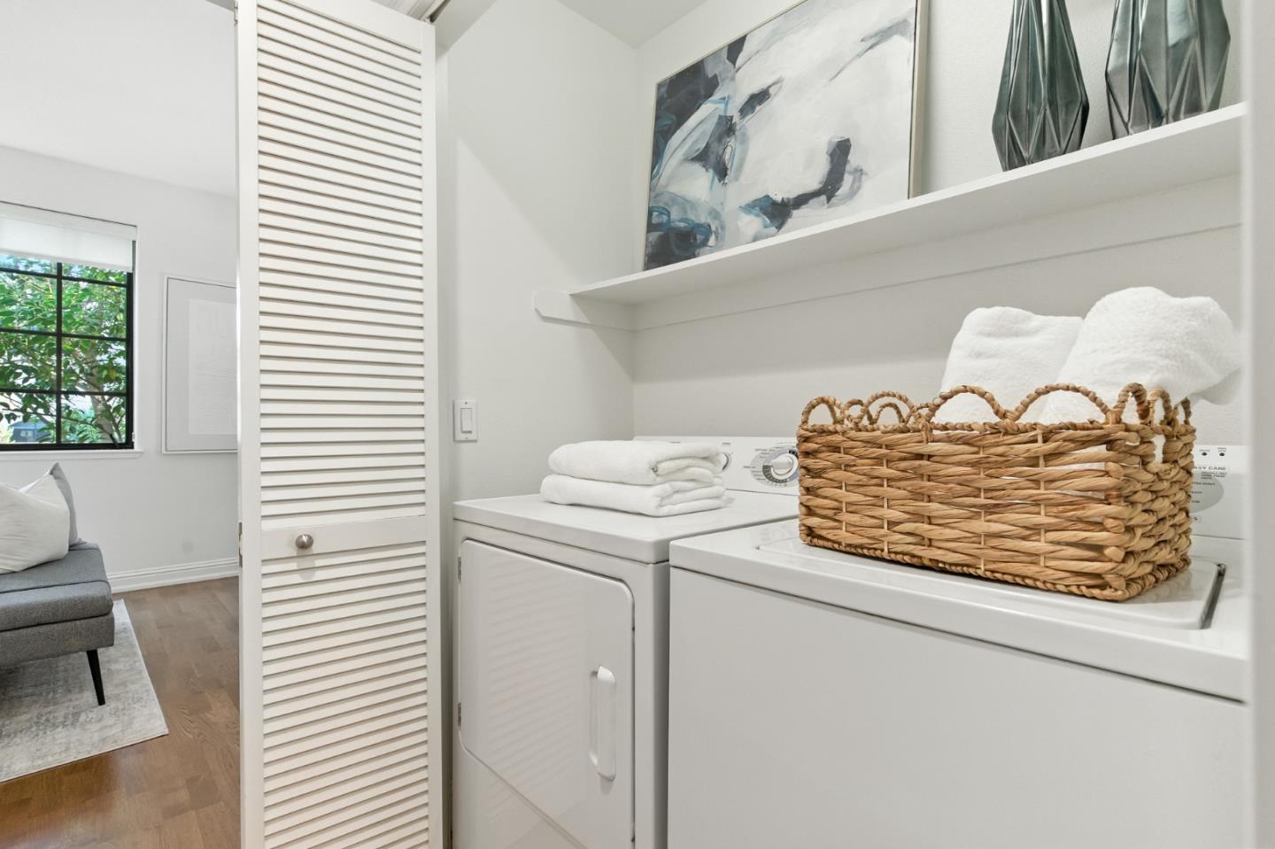 Detail Gallery Image 27 of 39 For 633 Elm St #117,  San Carlos,  CA 94070 - 2 Beds | 2 Baths