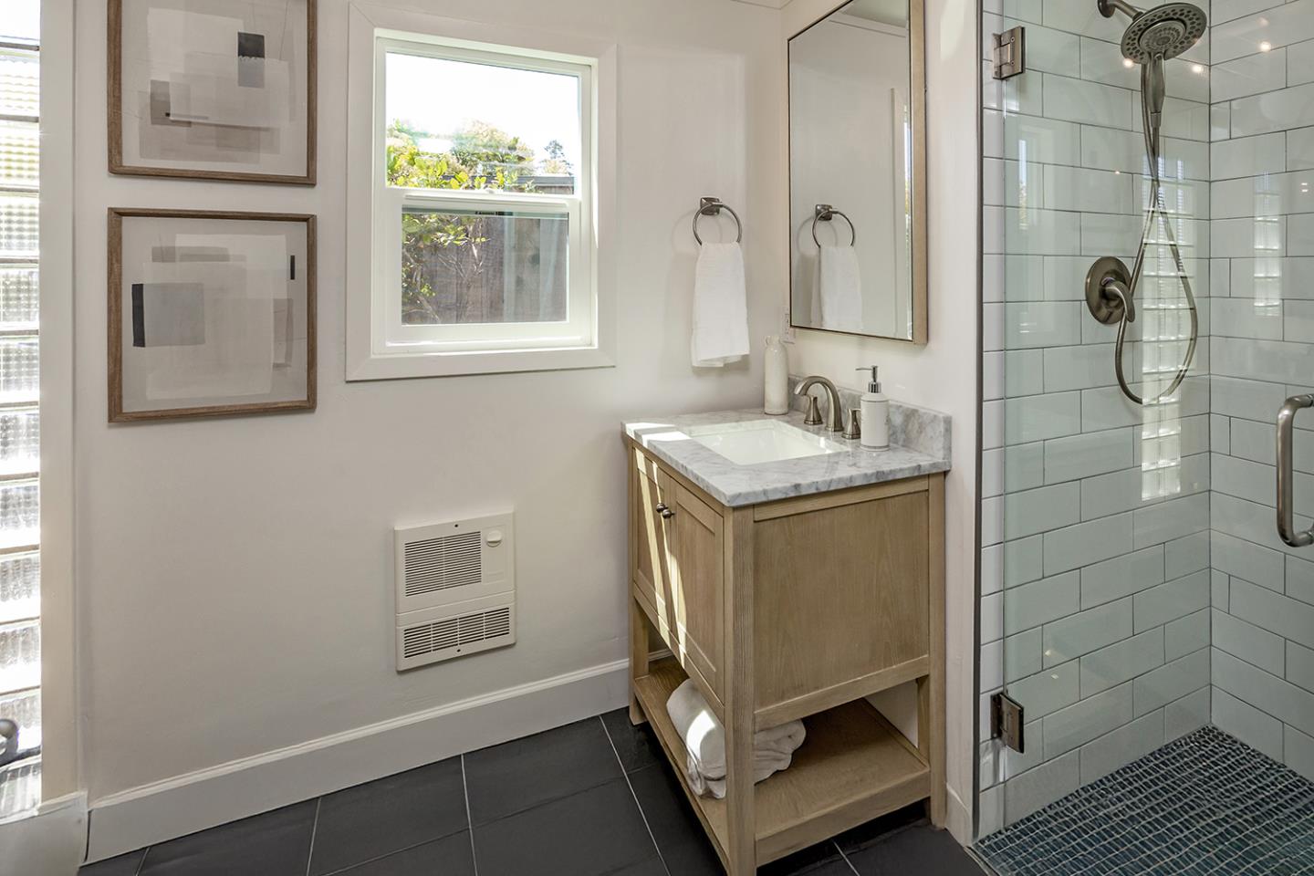 Detail Gallery Image 15 of 26 For 2842 Greer Rd, Palo Alto,  CA 94303 - 3 Beds | 2 Baths