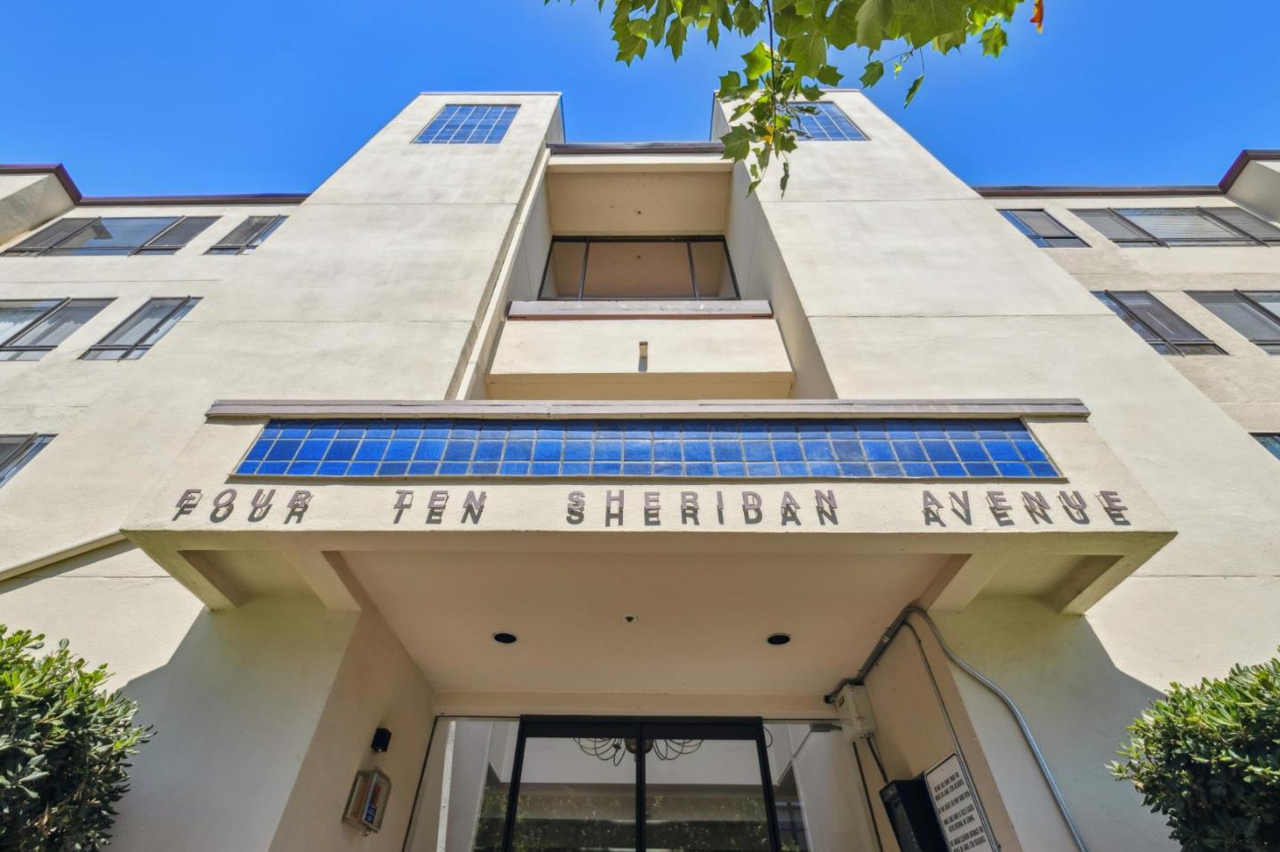 Detail Gallery Image 2 of 32 For 410 Sheridan Ave #446,  Palo Alto,  CA 94306 - 1 Beds | 1 Baths