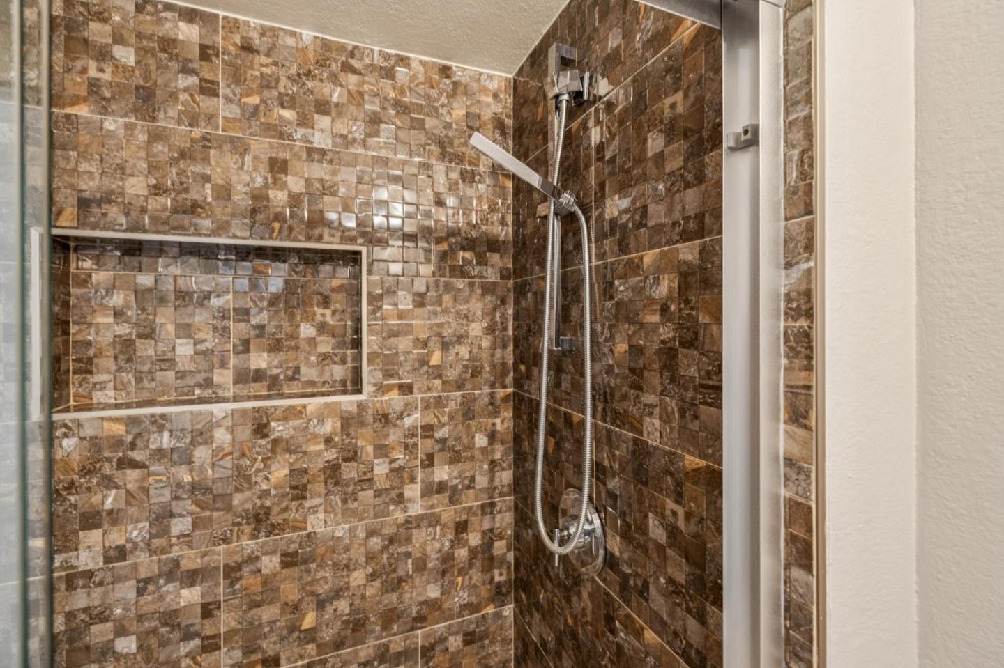Detail Gallery Image 25 of 32 For 410 Sheridan Ave #446,  Palo Alto,  CA 94306 - 1 Beds | 1 Baths