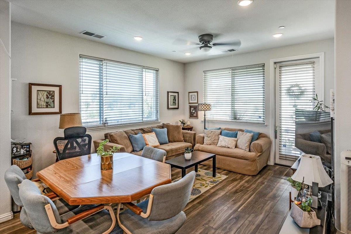 Detail Gallery Image 13 of 29 For 2420 Kita Ln, San Jose,  CA 95133 - 3 Beds | 2 Baths