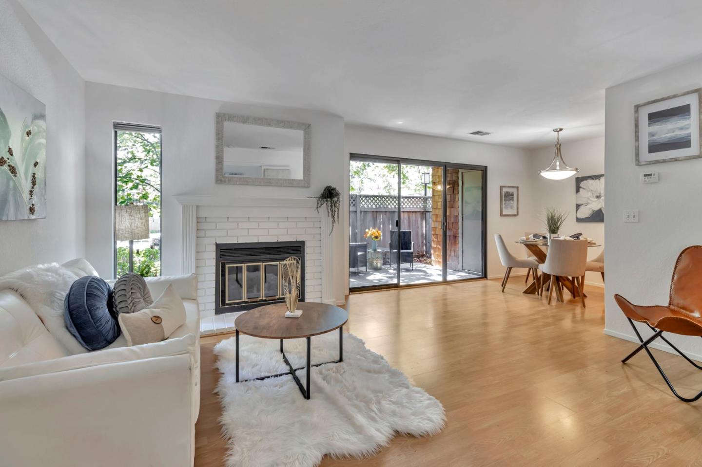 Detail Gallery Image 3 of 27 For 2106 La Terrace Cir, San Jose,  CA 95123 - 1 Beds | 1 Baths