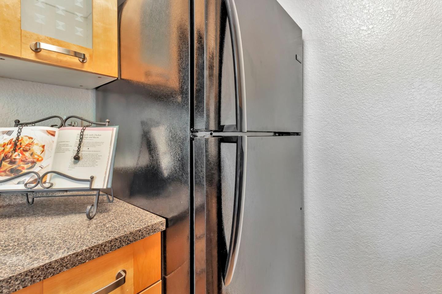 Detail Gallery Image 6 of 27 For 2106 La Terrace Cir, San Jose,  CA 95123 - 1 Beds | 1 Baths