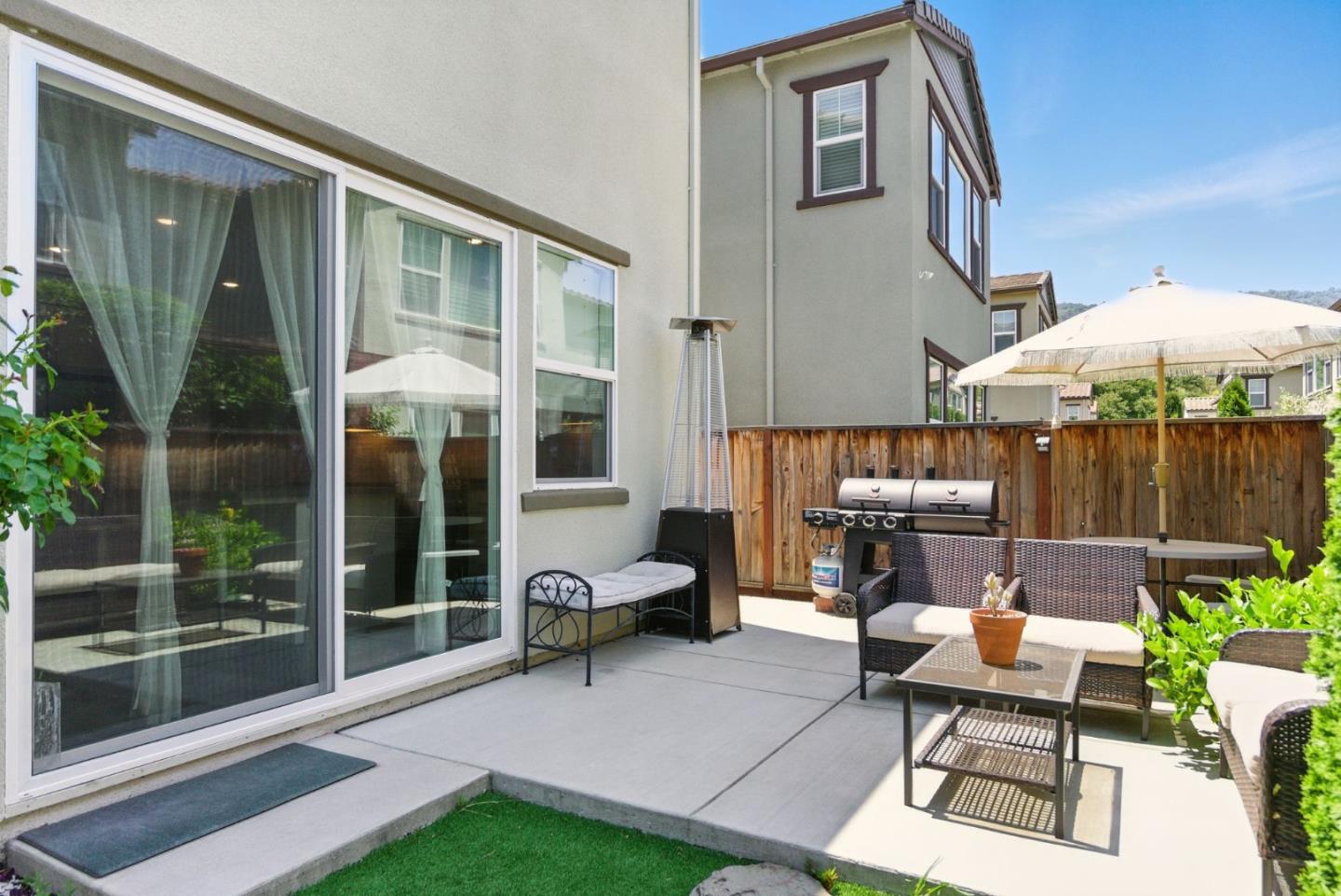 Detail Gallery Image 30 of 32 For 1571 Castlewood Pl, Gilroy,  CA 95020 - 4 Beds | 3 Baths