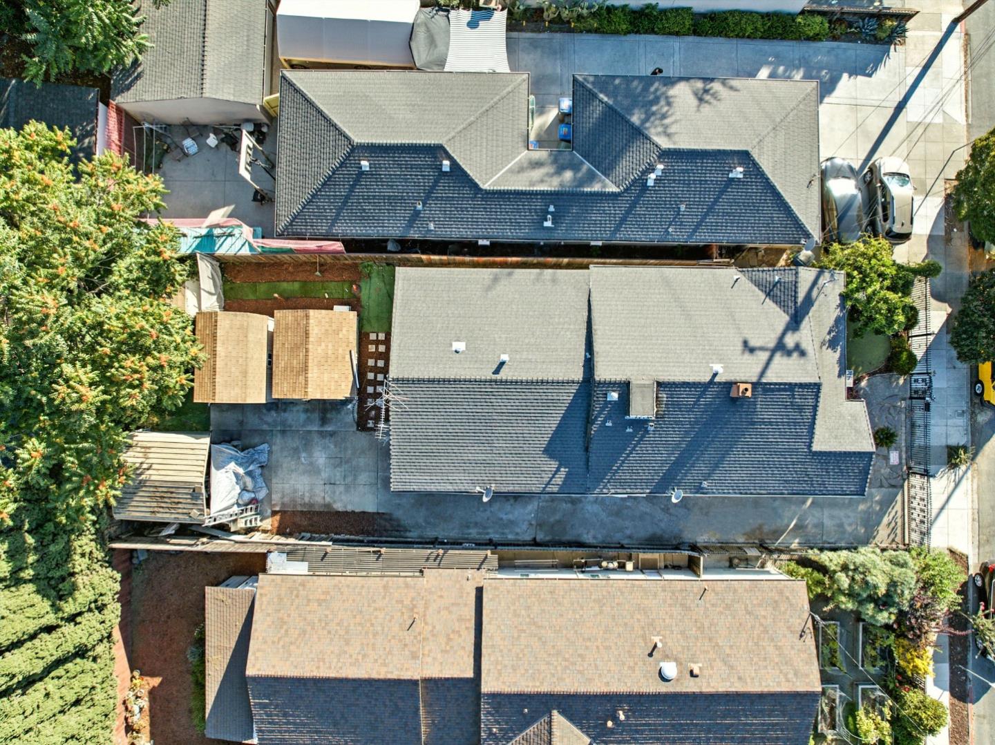 Detail Gallery Image 17 of 21 For 842 E Julian St, San Jose,  CA 95112 - 4 Beds | 4 Baths