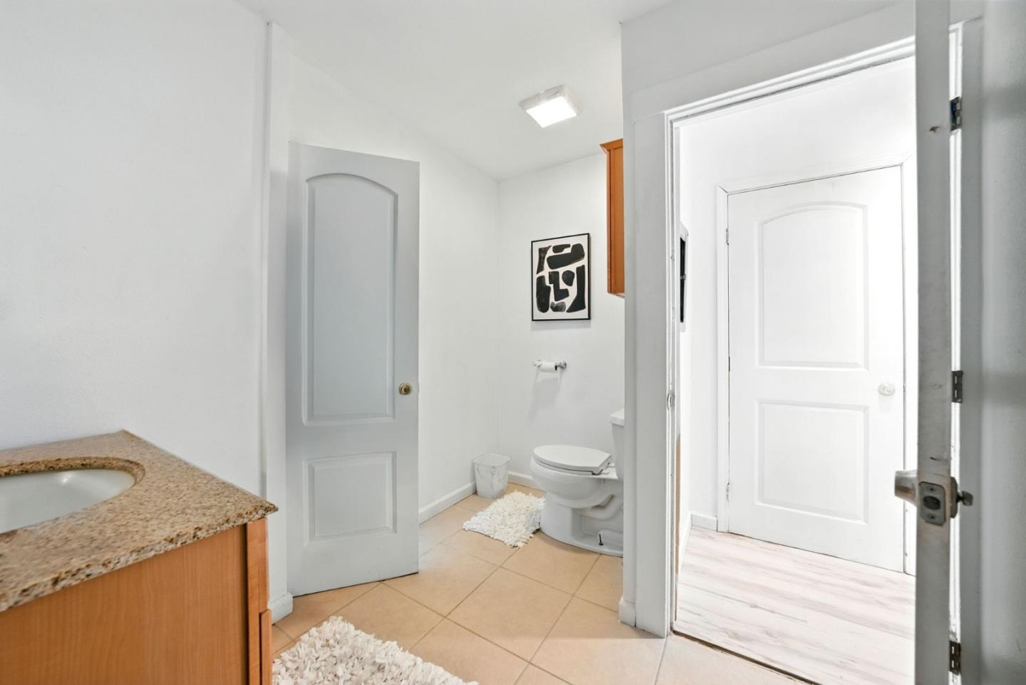 Detail Gallery Image 9 of 21 For 842 E Julian St, San Jose,  CA 95112 - 4 Beds | 4 Baths