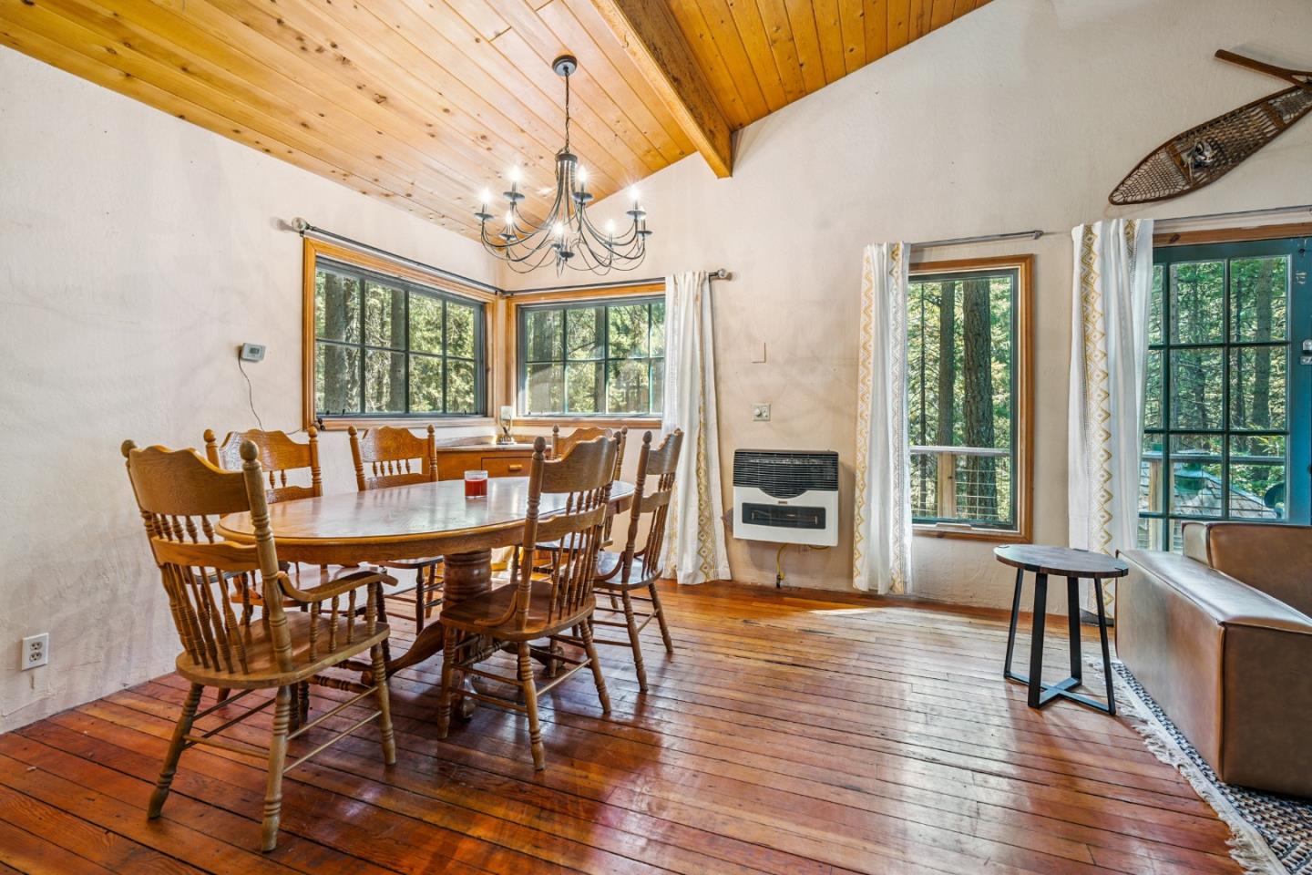 Detail Gallery Image 10 of 90 For 35425 Stonewall Dr, Shingletown,  CA 96088 - 3 Beds | 2 Baths