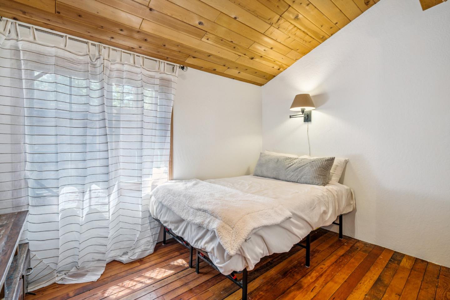 Detail Gallery Image 11 of 90 For 35425 Stonewall Dr, Shingletown,  CA 96088 - 3 Beds | 2 Baths