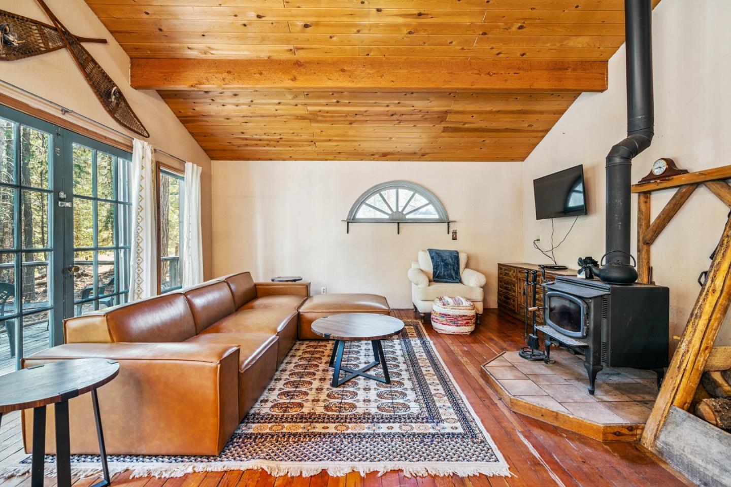 Detail Gallery Image 4 of 90 For 35425 Stonewall Dr, Shingletown,  CA 96088 - 3 Beds | 2 Baths