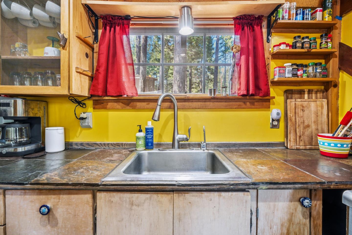 Detail Gallery Image 9 of 90 For 35425 Stonewall Dr, Shingletown,  CA 96088 - 3 Beds | 2 Baths