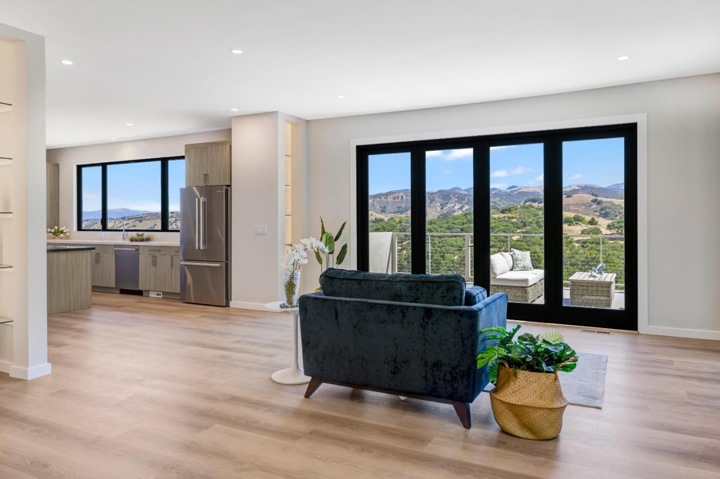 Detail Gallery Image 14 of 69 For 89 Robley Rd, Corral De Tierra,  CA 93908 - 3 Beds | 3/1 Baths