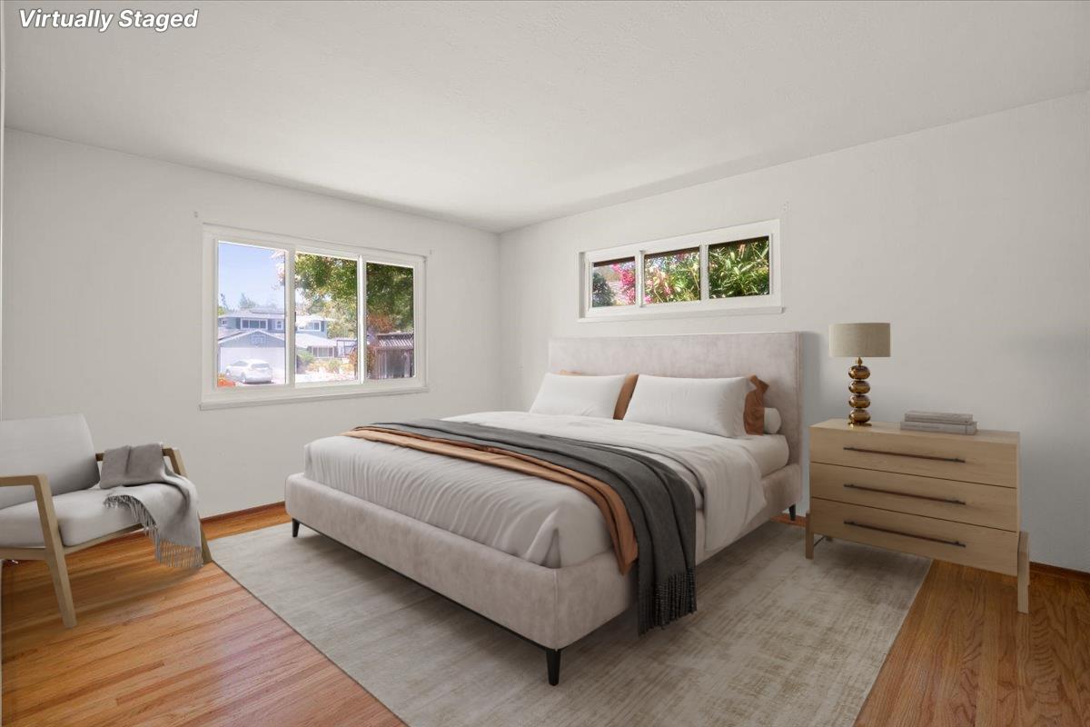 Detail Gallery Image 13 of 22 For 1526 Bedford Ave, Sunnyvale,  CA 94087 - 4 Beds | 2 Baths