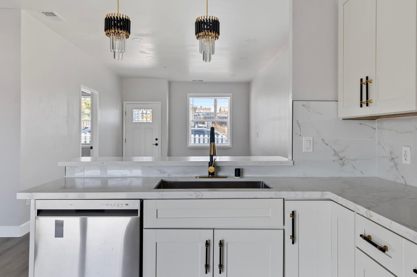 Detail Gallery Image 16 of 31 For 1787 Laguna St, Seaside,  CA 93955 - 3 Beds | 2 Baths