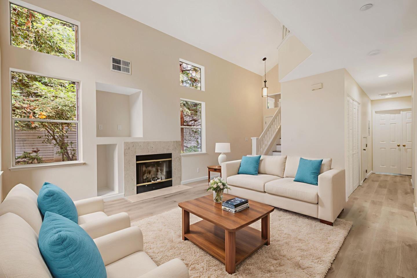 Detail Gallery Image 9 of 37 For 6121 Lambeck Ln, San Jose,  CA 95119 - 3 Beds | 3 Baths