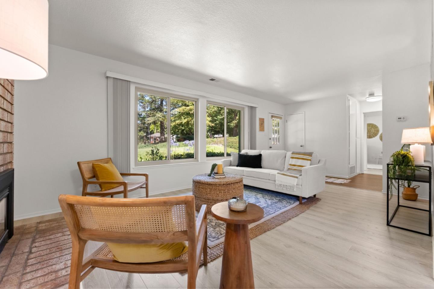 Detail Gallery Image 11 of 45 For 1132 Callas Ln #1,  Capitola,  CA 95010 - 2 Beds | 1 Baths