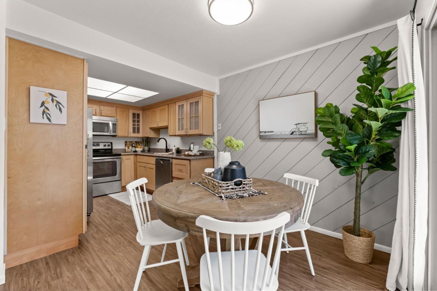 Detail Gallery Image 15 of 45 For 1132 Callas Ln #1,  Capitola,  CA 95010 - 2 Beds | 1 Baths