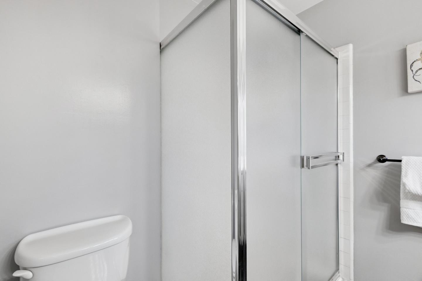 Detail Gallery Image 25 of 37 For 1441 Woodberry Ave, San Mateo,  CA 94403 - 3 Beds | 2/1 Baths
