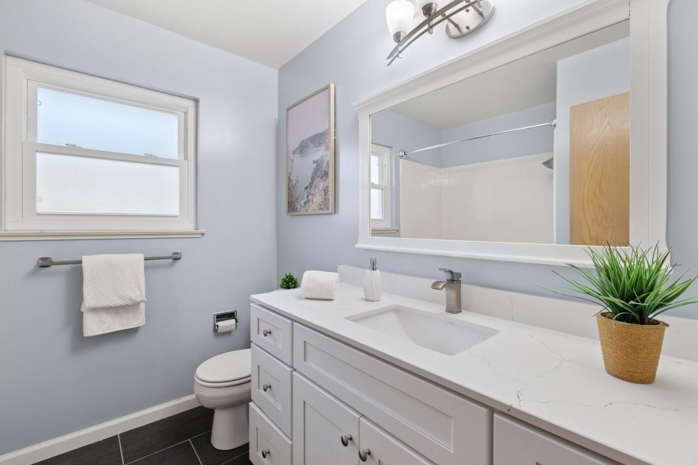 Detail Gallery Image 28 of 37 For 1441 Woodberry Ave, San Mateo,  CA 94403 - 3 Beds | 2/1 Baths