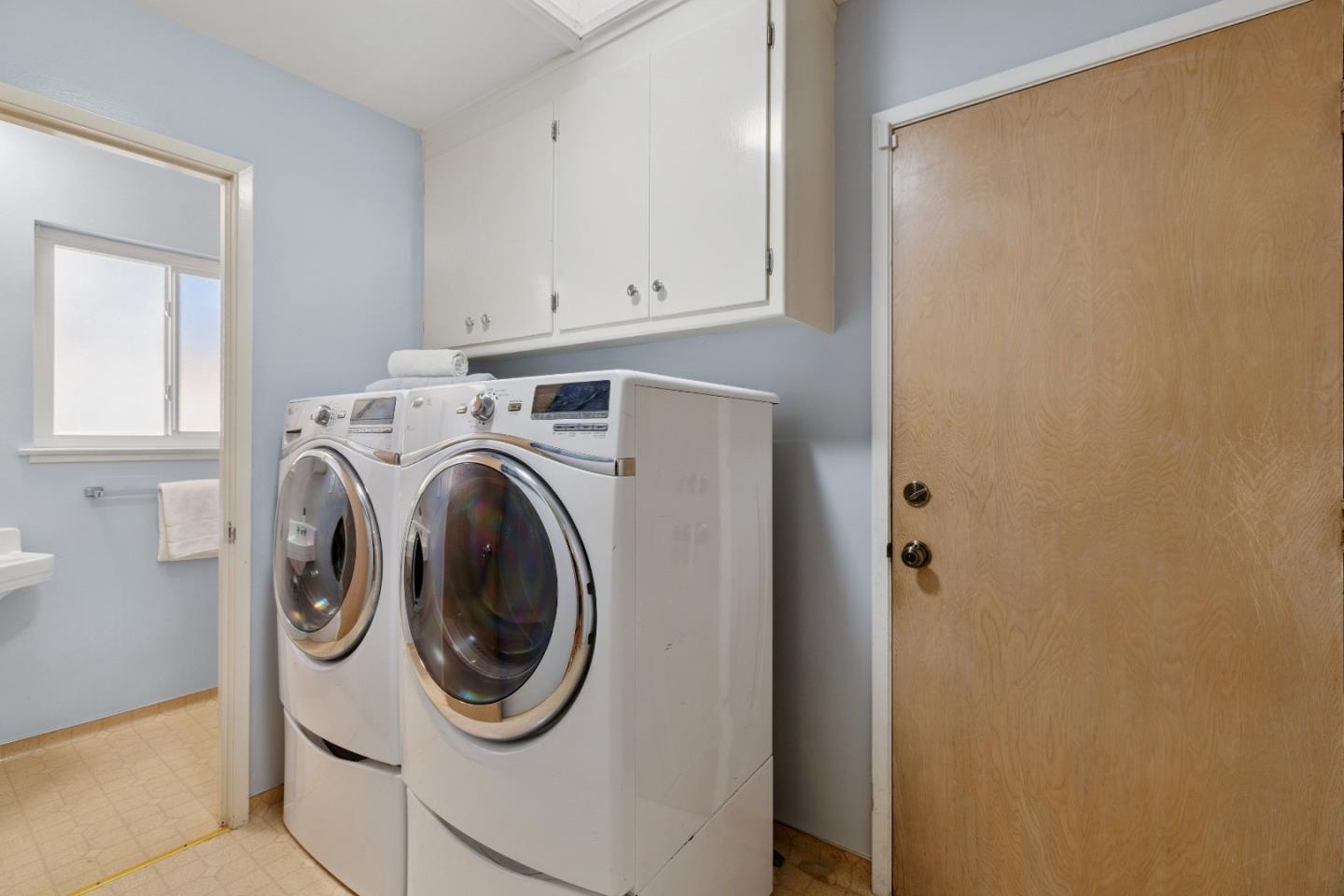 Detail Gallery Image 32 of 37 For 1441 Woodberry Ave, San Mateo,  CA 94403 - 3 Beds | 2/1 Baths