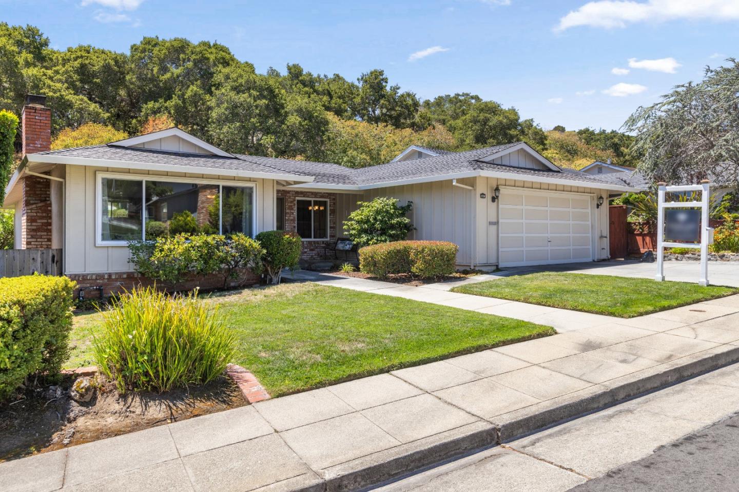 Detail Gallery Image 4 of 37 For 1441 Woodberry Ave, San Mateo,  CA 94403 - 3 Beds | 2/1 Baths