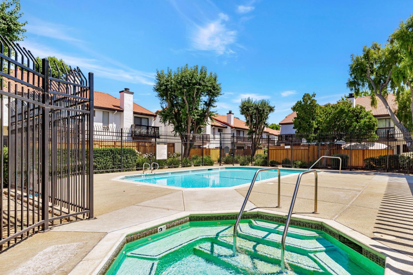 Detail Gallery Image 40 of 41 For 751 Williamsburg Way, Gilroy,  CA 95020 - 2 Beds | 2/1 Baths