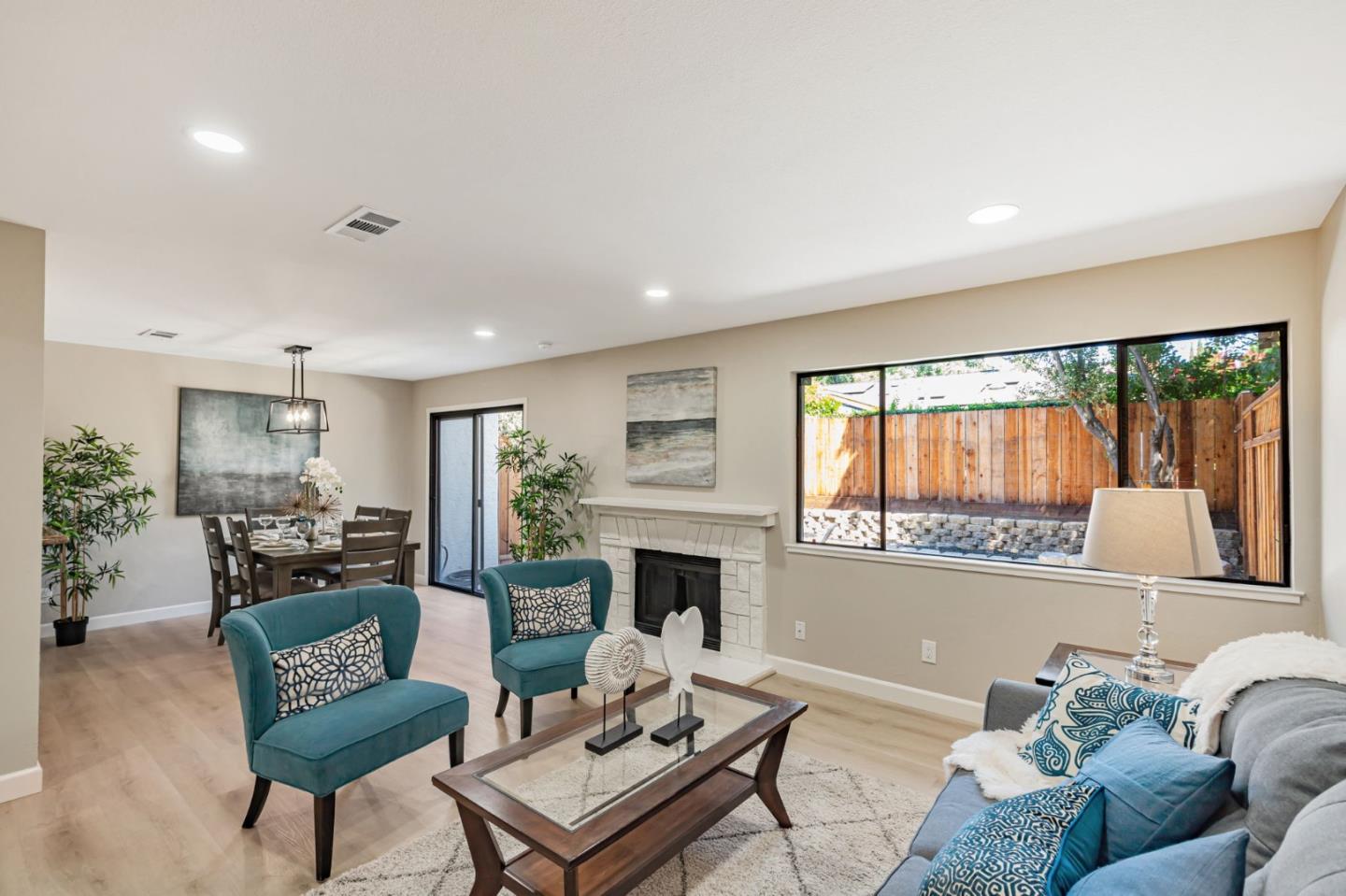 Detail Gallery Image 6 of 41 For 751 Williamsburg Way, Gilroy,  CA 95020 - 2 Beds | 2/1 Baths