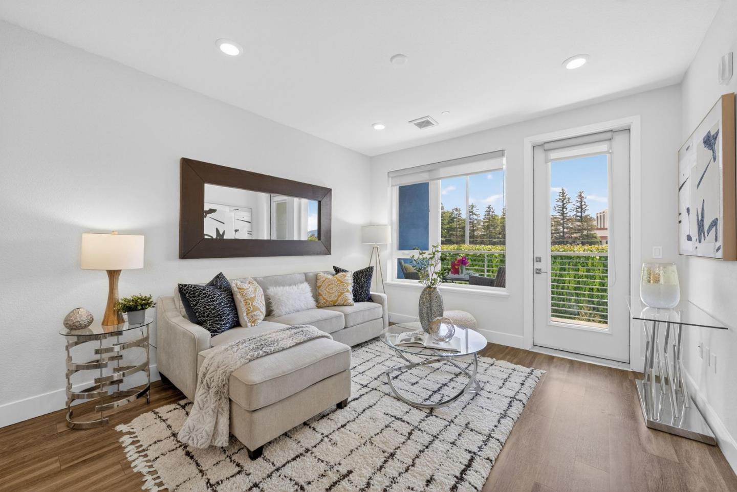 Detail Gallery Image 16 of 79 For 5933 Sunstone Dr #203,  San Jose,  CA 95123 - 2 Beds | 1 Baths