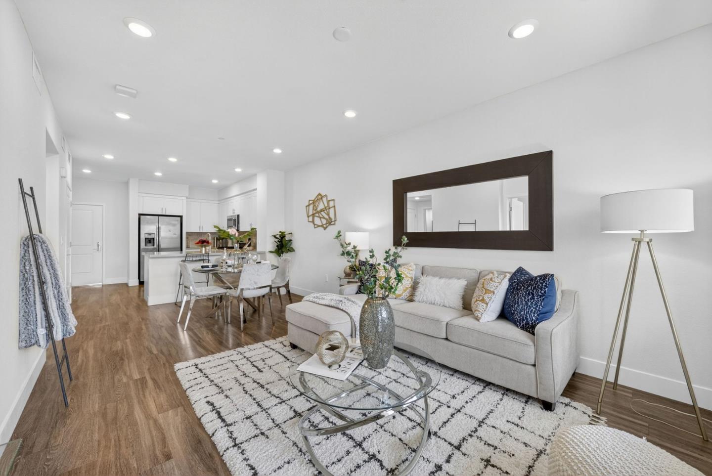 Detail Gallery Image 17 of 79 For 5933 Sunstone Dr #203,  San Jose,  CA 95123 - 2 Beds | 1 Baths