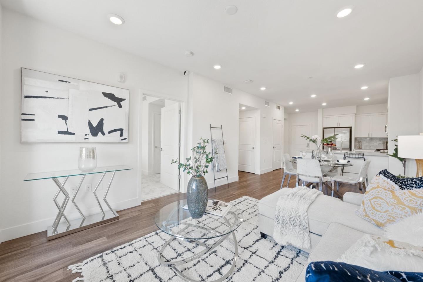 Detail Gallery Image 18 of 79 For 5933 Sunstone Dr #203,  San Jose,  CA 95123 - 2 Beds | 1 Baths