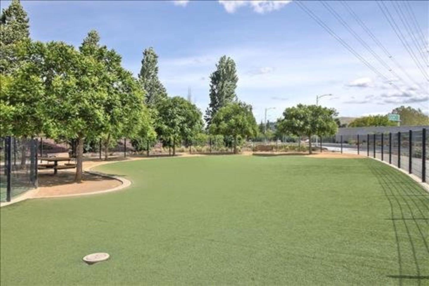 Detail Gallery Image 66 of 79 For 5933 Sunstone Dr #203,  San Jose,  CA 95123 - 2 Beds | 1 Baths