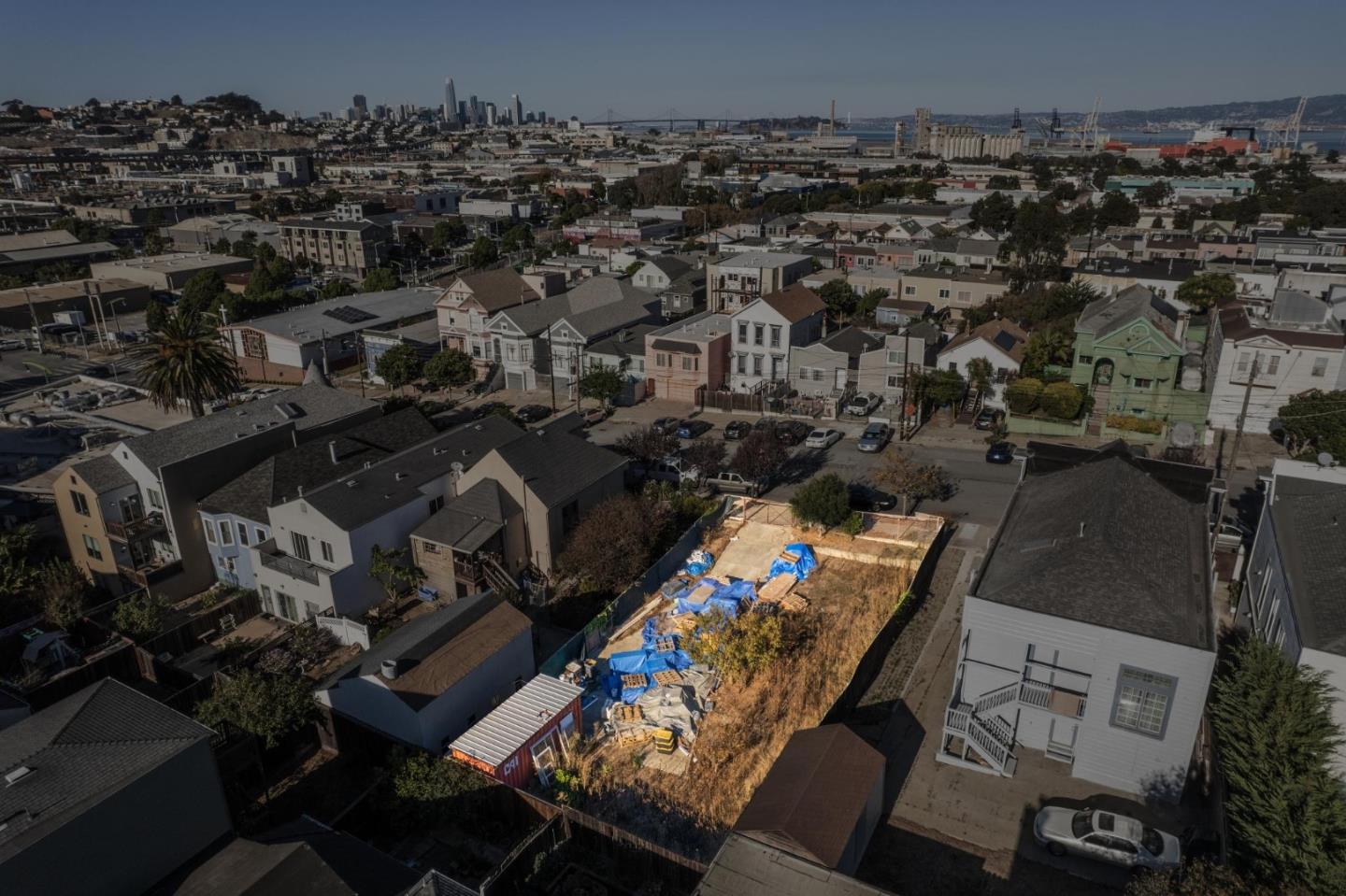 Detail Gallery Image 10 of 12 For 1531 Jerrold Ave, San Francisco,  CA 94124 - – Beds | – Baths