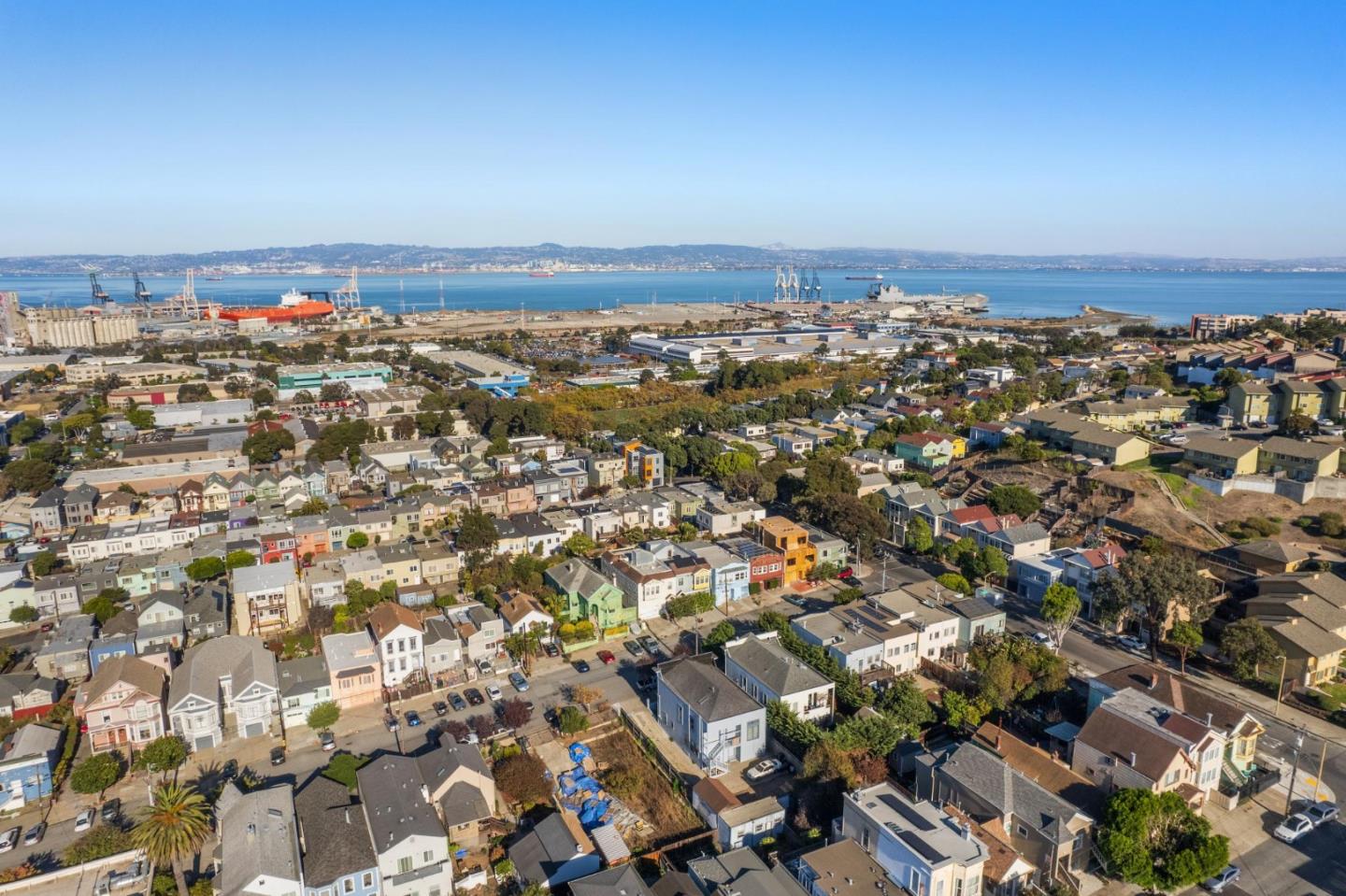 Detail Gallery Image 8 of 12 For 1531 Jerrold Ave, San Francisco,  CA 94124 - – Beds | – Baths