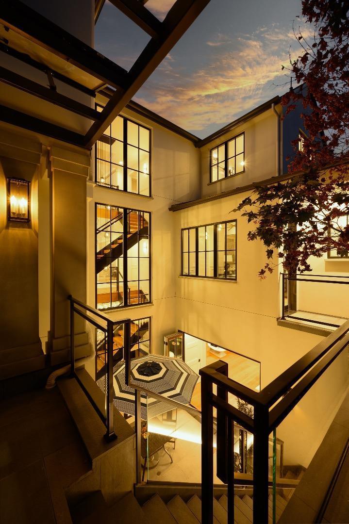 Detail Gallery Image 11 of 25 For 1700 Waverley St, Palo Alto,  CA 94301 - 5 Beds | 6/1 Baths