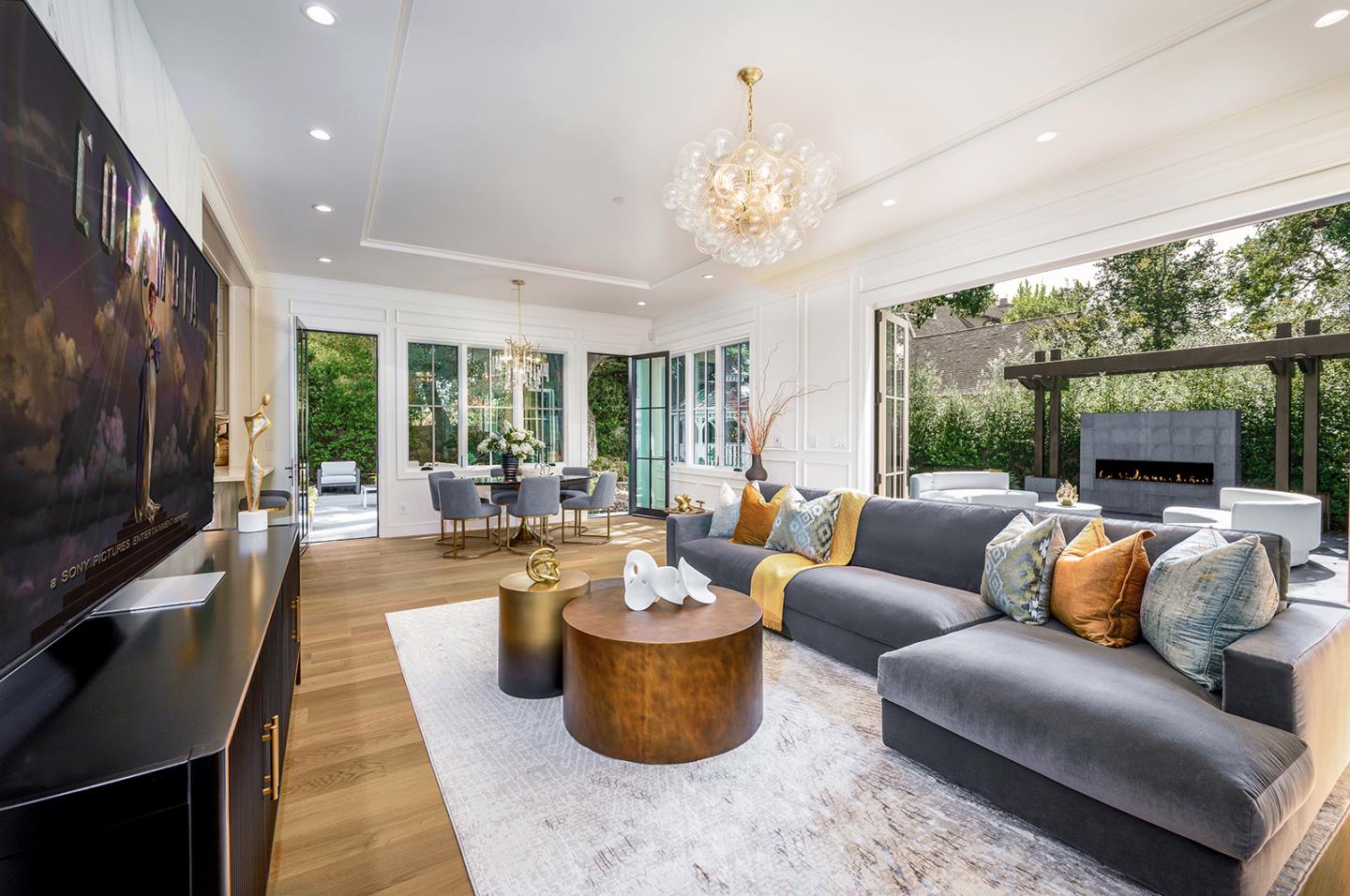 Detail Gallery Image 17 of 25 For 1700 Waverley St, Palo Alto,  CA 94301 - 5 Beds | 6/1 Baths