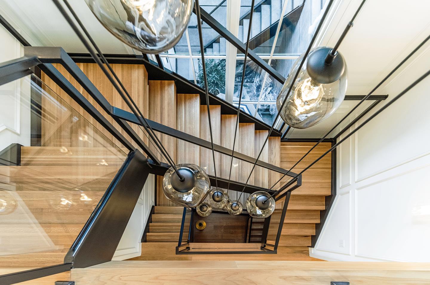Detail Gallery Image 19 of 25 For 1700 Waverley St, Palo Alto,  CA 94301 - 5 Beds | 6/1 Baths