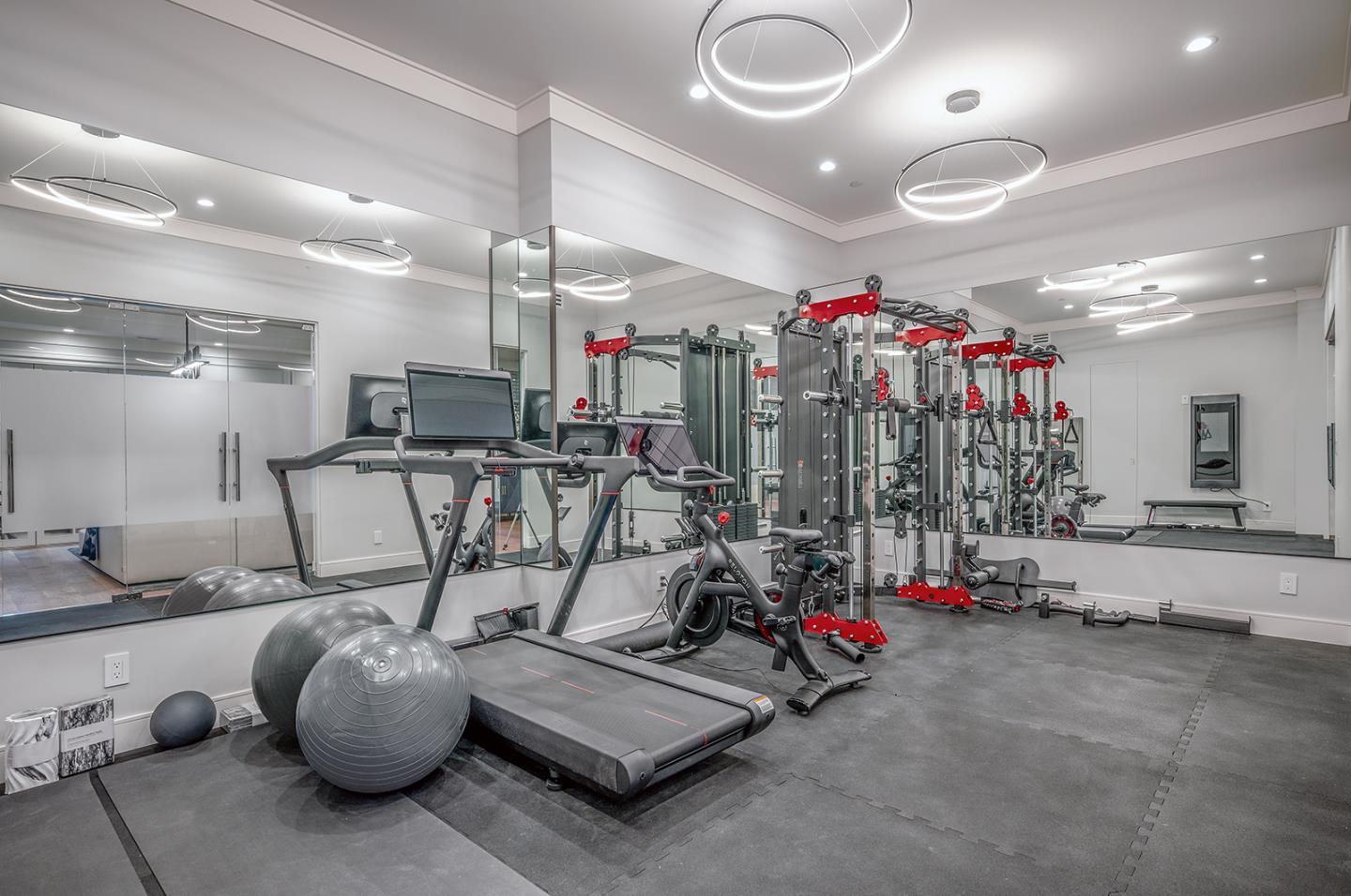 Detail Gallery Image 23 of 25 For 1700 Waverley St, Palo Alto,  CA 94301 - 5 Beds | 6/1 Baths