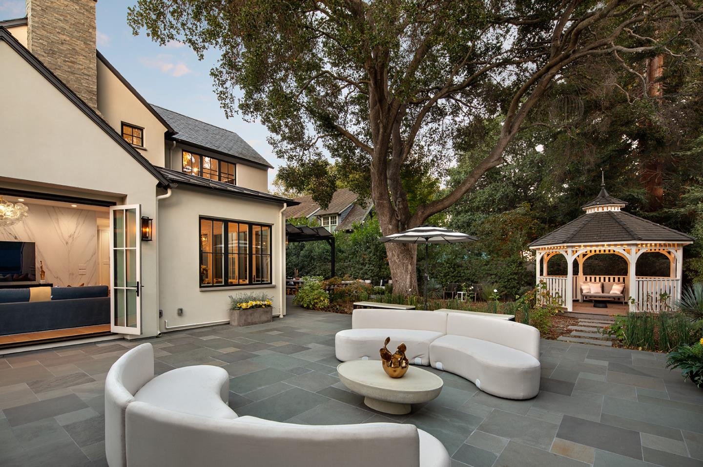 Detail Gallery Image 8 of 25 For 1700 Waverley St, Palo Alto,  CA 94301 - 5 Beds | 6/1 Baths